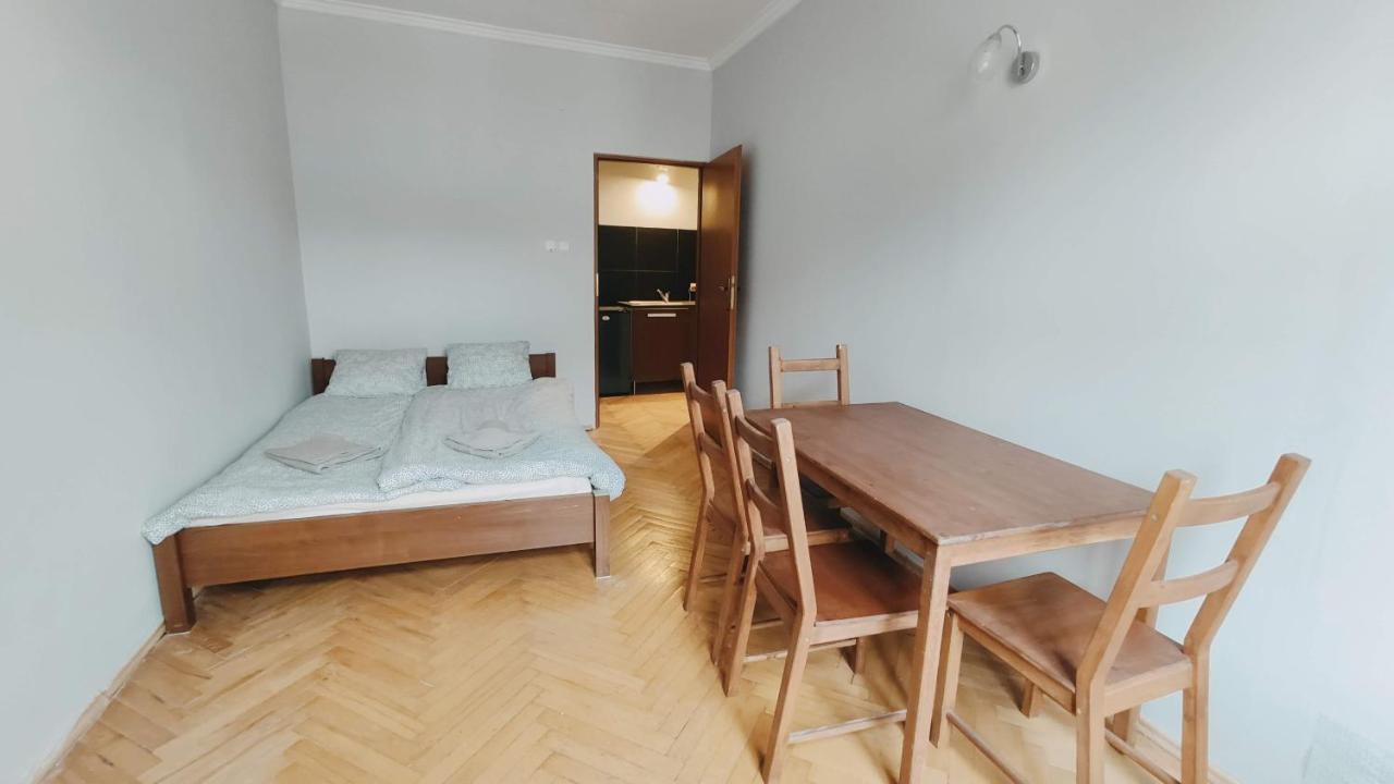 Florianska 10 By Homeprime Krasków Εξωτερικό φωτογραφία
